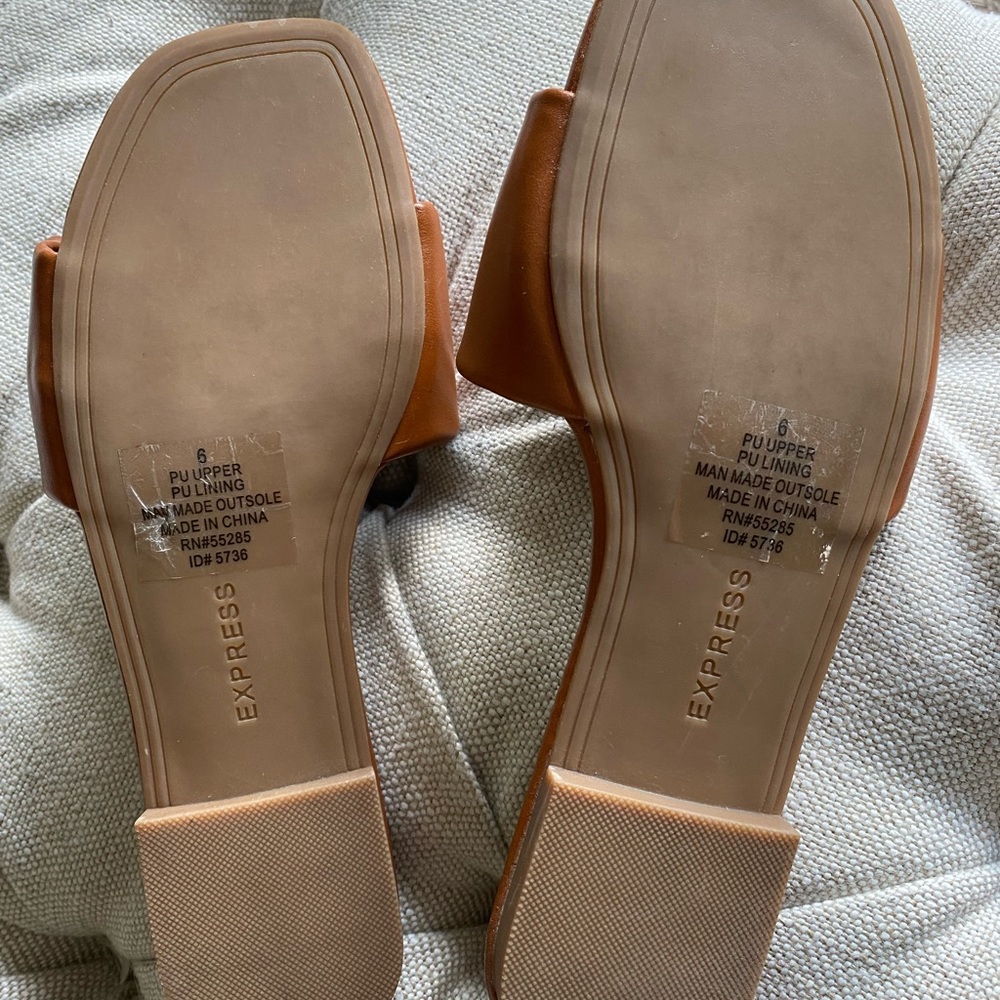 Flat Sandals - Picture 2 of 2